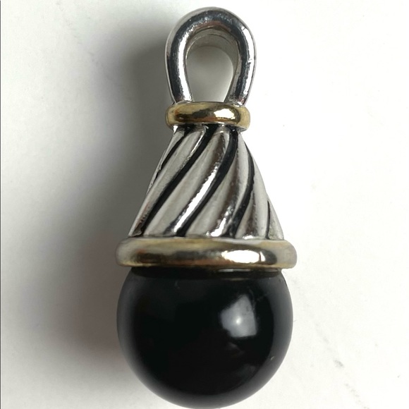 Onyx Pendant - Picture 3 of 3